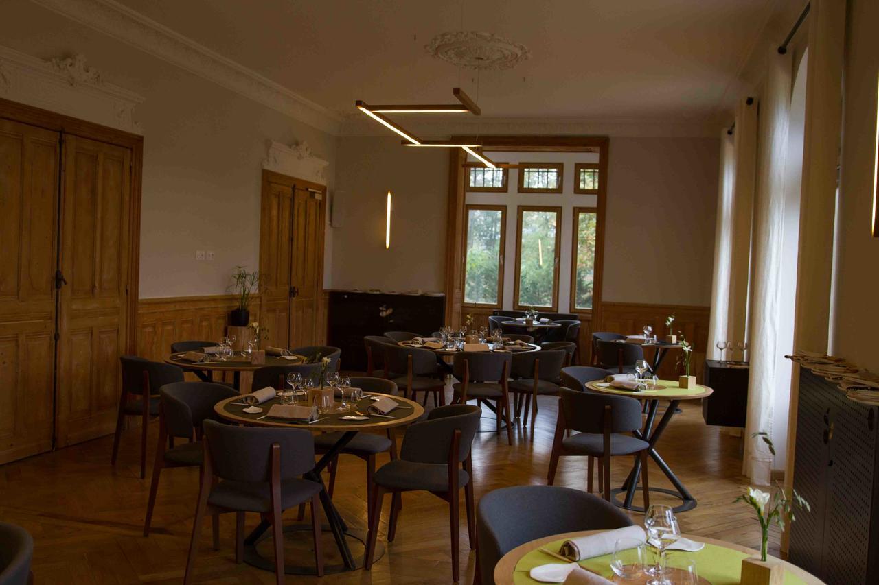 Eclosion Chateau Hotel & Restaurant Saint-Paul-en-Jarez Exterior photo