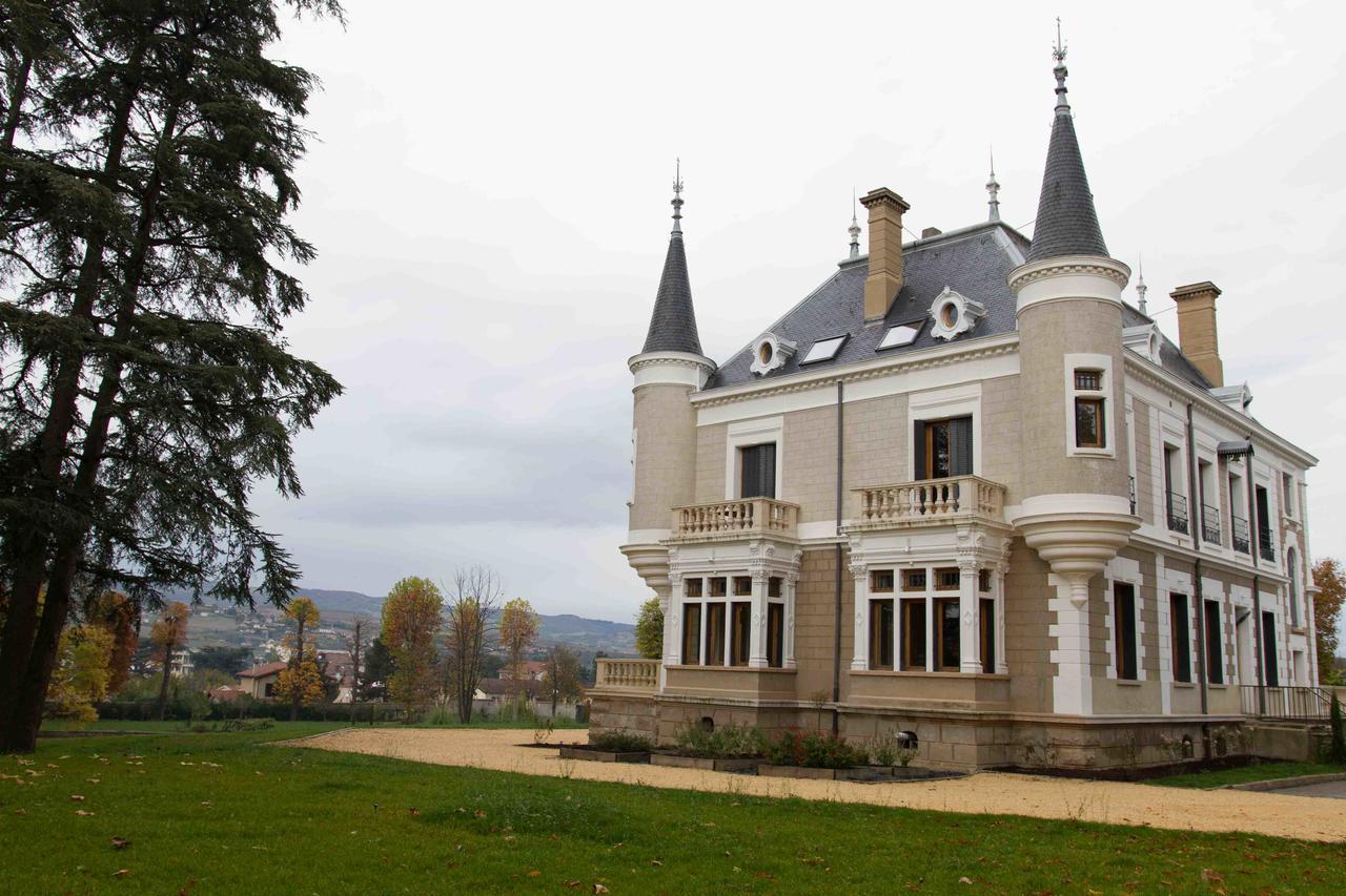 Eclosion Chateau Hotel & Restaurant Saint-Paul-en-Jarez Exterior photo