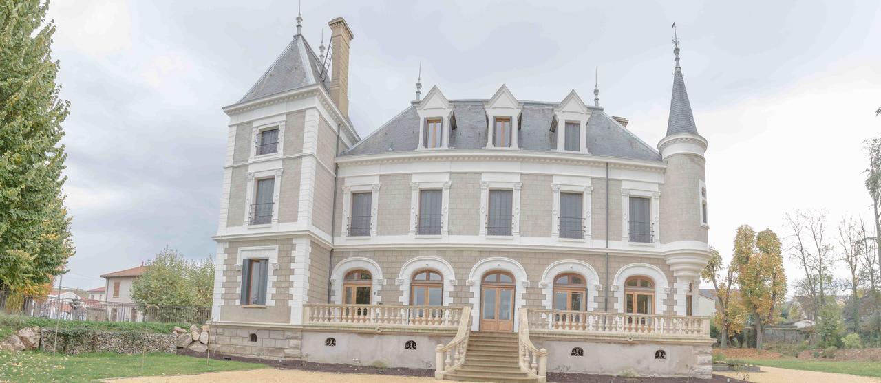 Eclosion Chateau Hotel & Restaurant Saint-Paul-en-Jarez Exterior photo